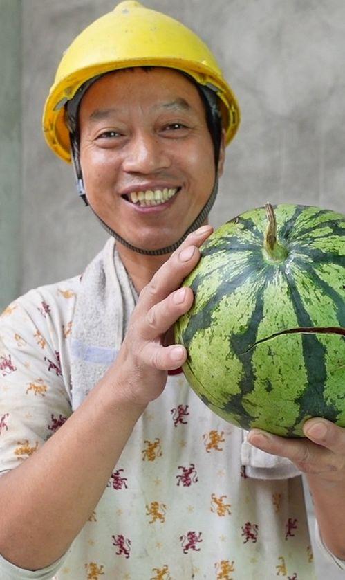 今日吃瓜工地,揭秘工地背后的趣味故事